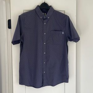 Vuori Men’s Short Sleeve Button Down Shirt